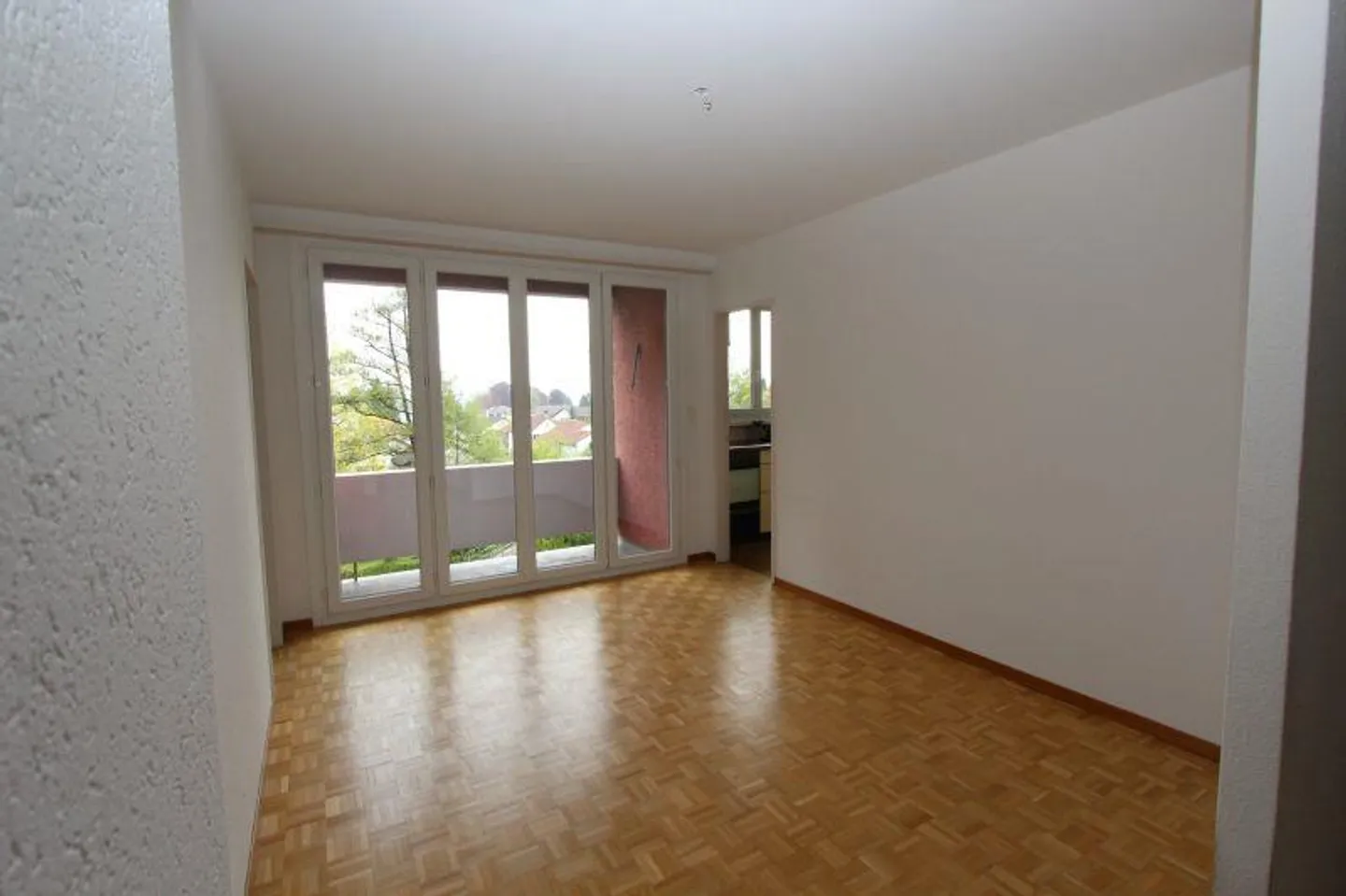 Limité : Appartement ensoleillé avec vue - Photo 4 sur 7