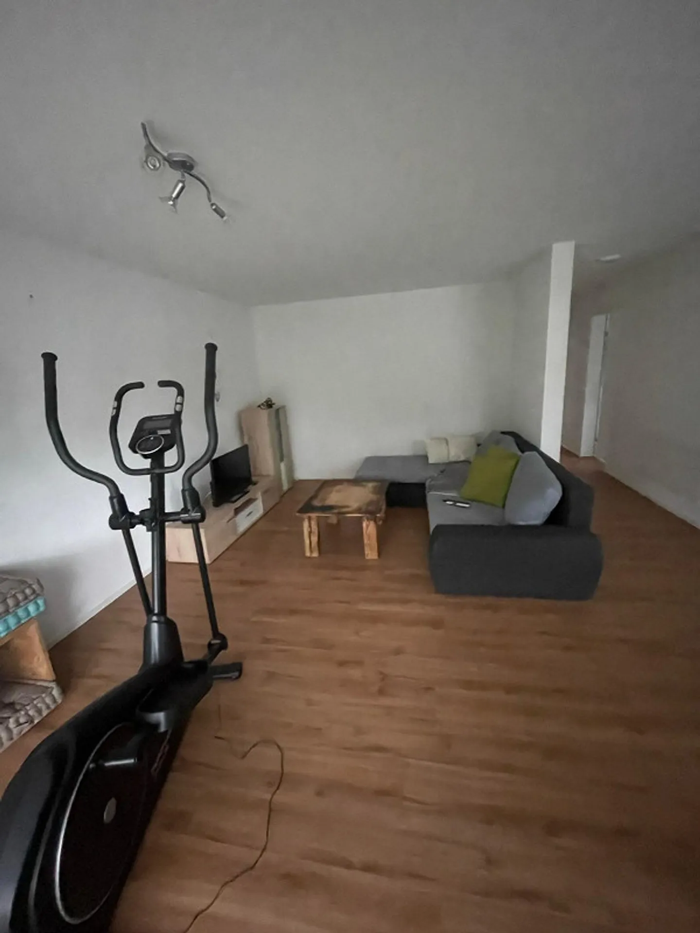 Modernes Apartment in ruhiger Lage - Foto 7 von 8