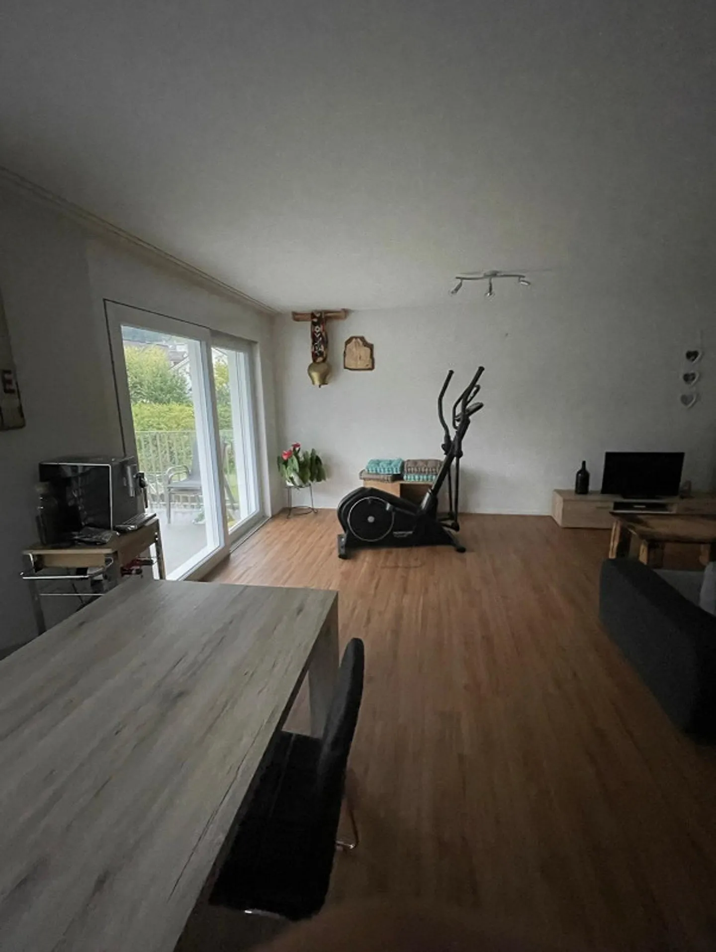 Modernes Apartment in ruhiger Lage - Foto 8 von 8