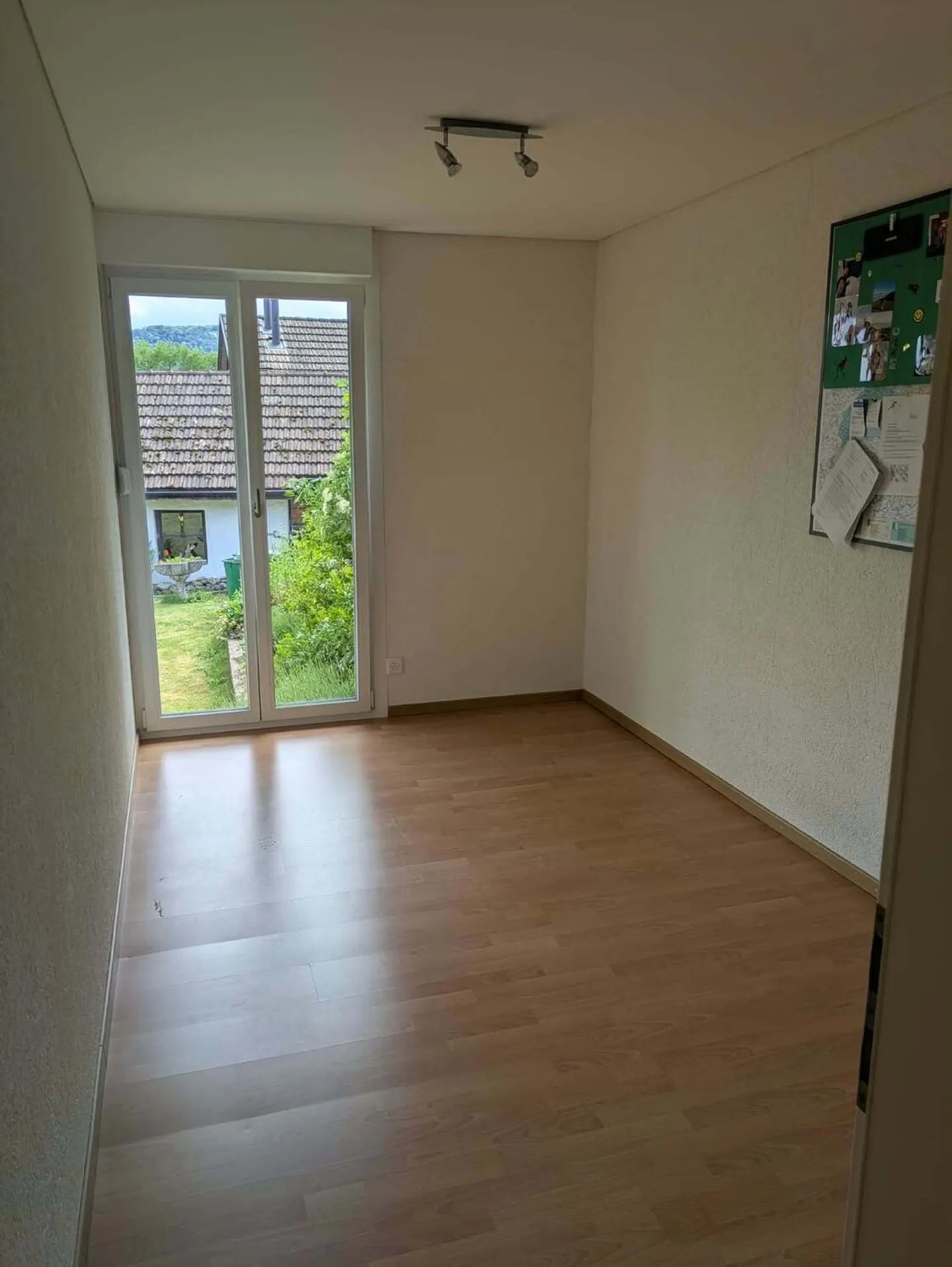 Charming Family Home in Obergösgen - Photo 3 of 10