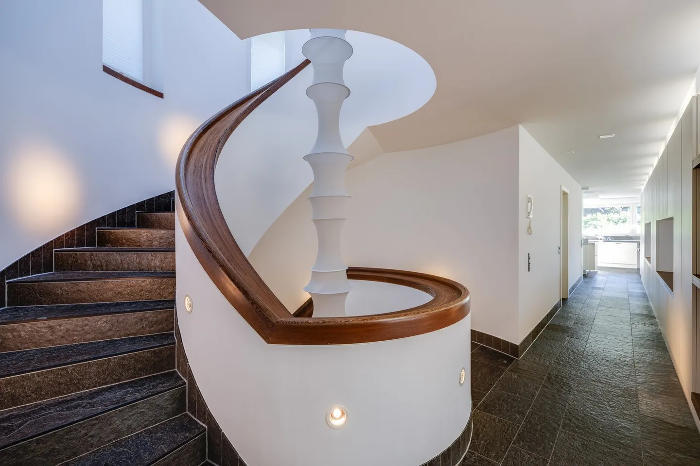 Luxury Duplex in Burgdorf - Photo 8 of 13