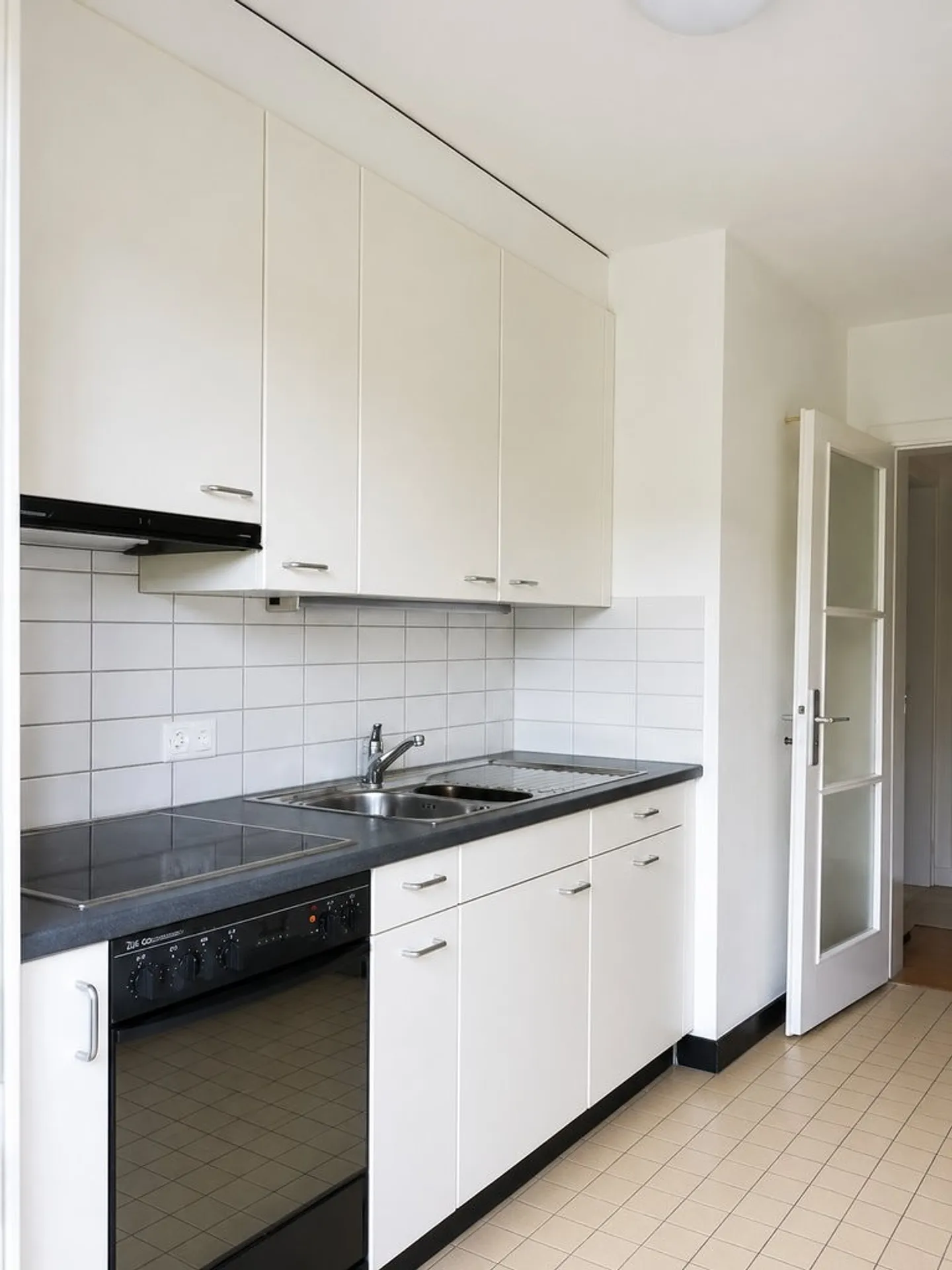 Appartement Charmant avec Terrasse - Photo 1 sur 5