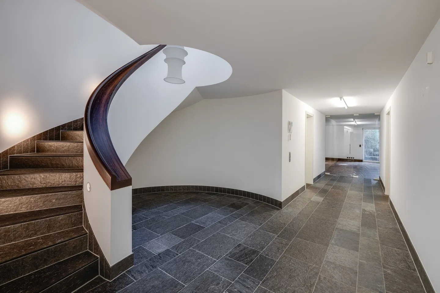 Luxury Duplex in Burgdorf - Photo 9 of 13