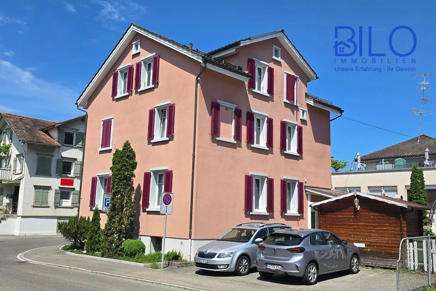 Bâtiment résidentiel avec diverses possibilités en excellent état - Photo 1 sur 13