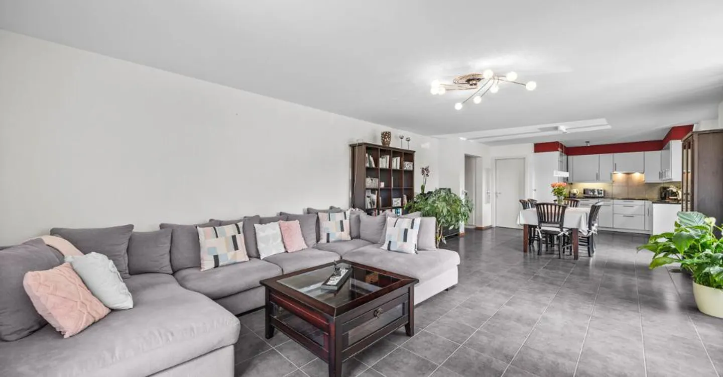 Superbe appartement avec vue - Photo 4 sur 11