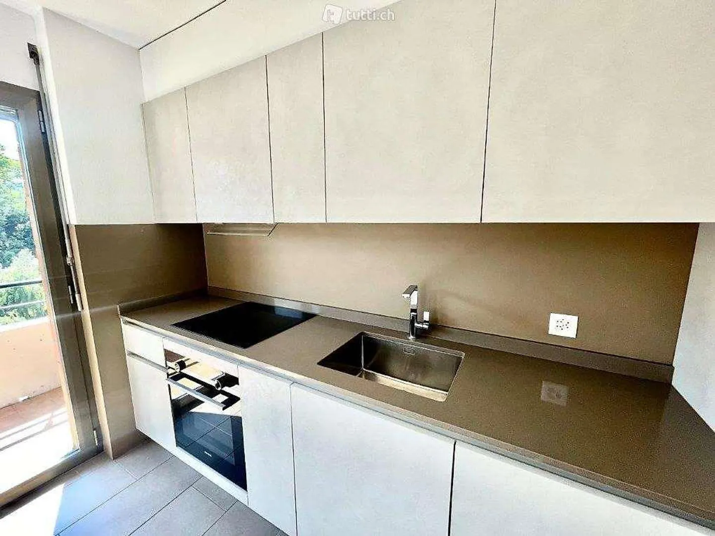 APPARTAMENTI 3,5 LOCALI RISTRUTTURATI - Foto 3 di 6