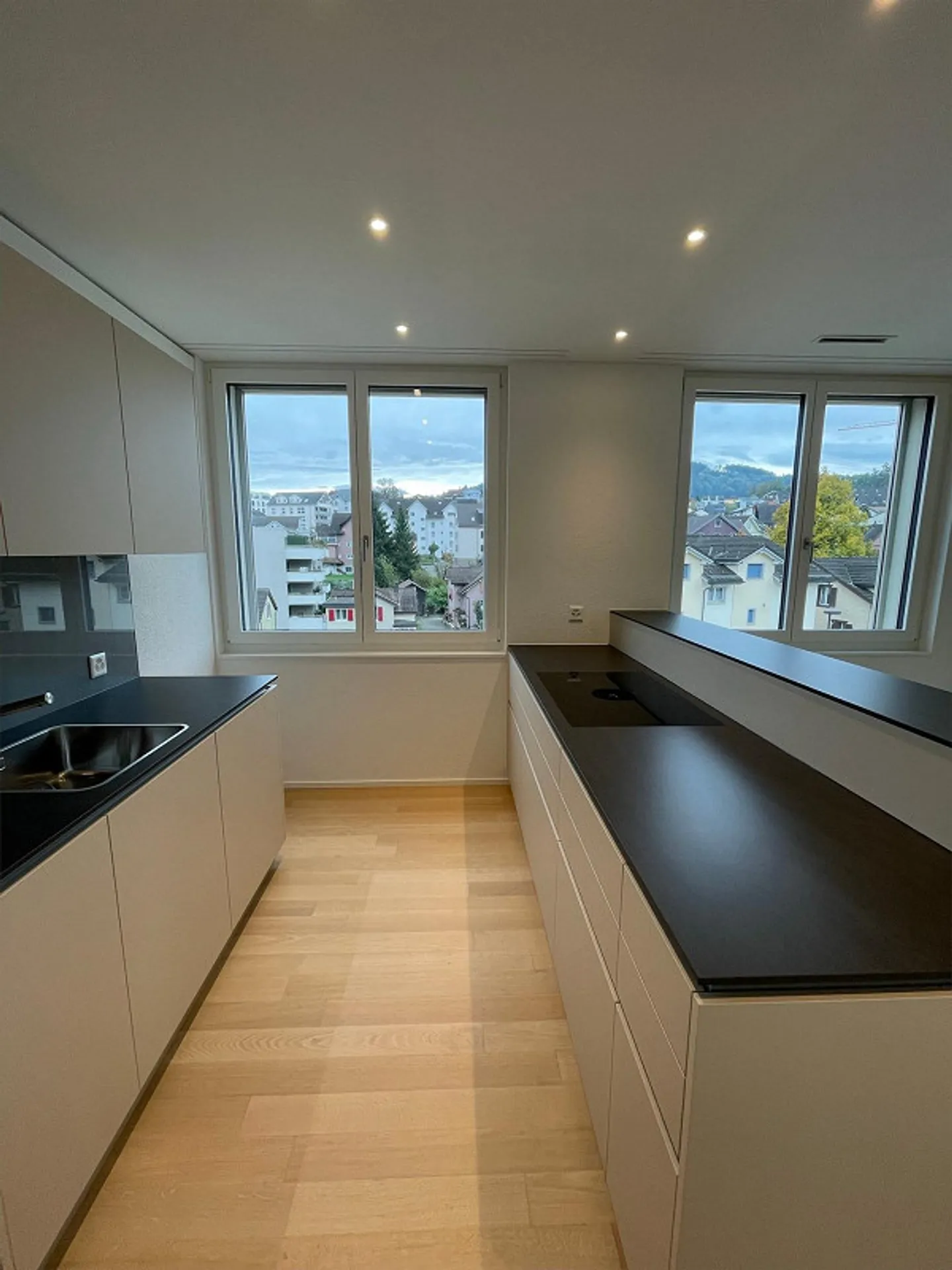Vivere Elevato nel Centro di Oberuzwil - Foto 3 di 14