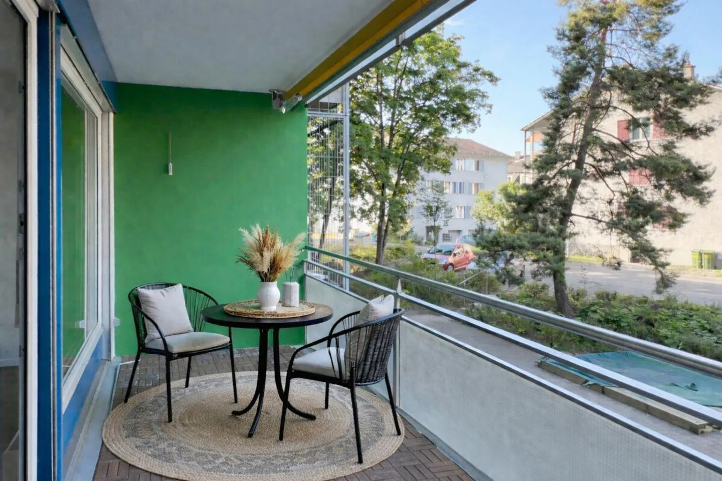 Condominium ensoleillé de 3,5 pièces avec balcon, cave et place de parking - Photo 15 sur 25