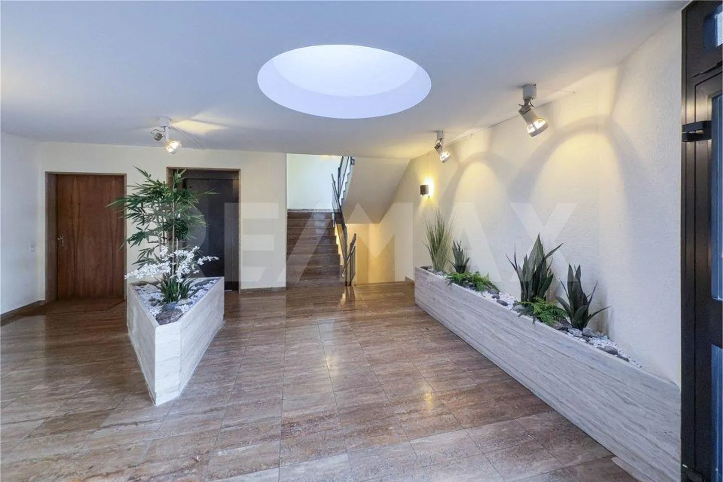 Appartamento Incantevole con Vista Lago - Foto 6 di 8