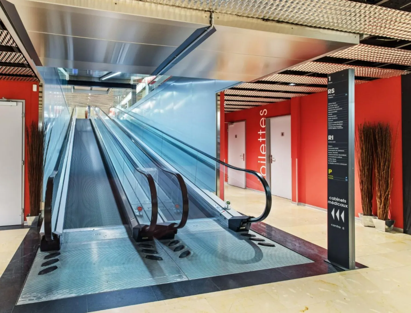 Attico - Bella Superficie Ufficio nel Centro Commerciale Cormanon - Foto 3 di 4