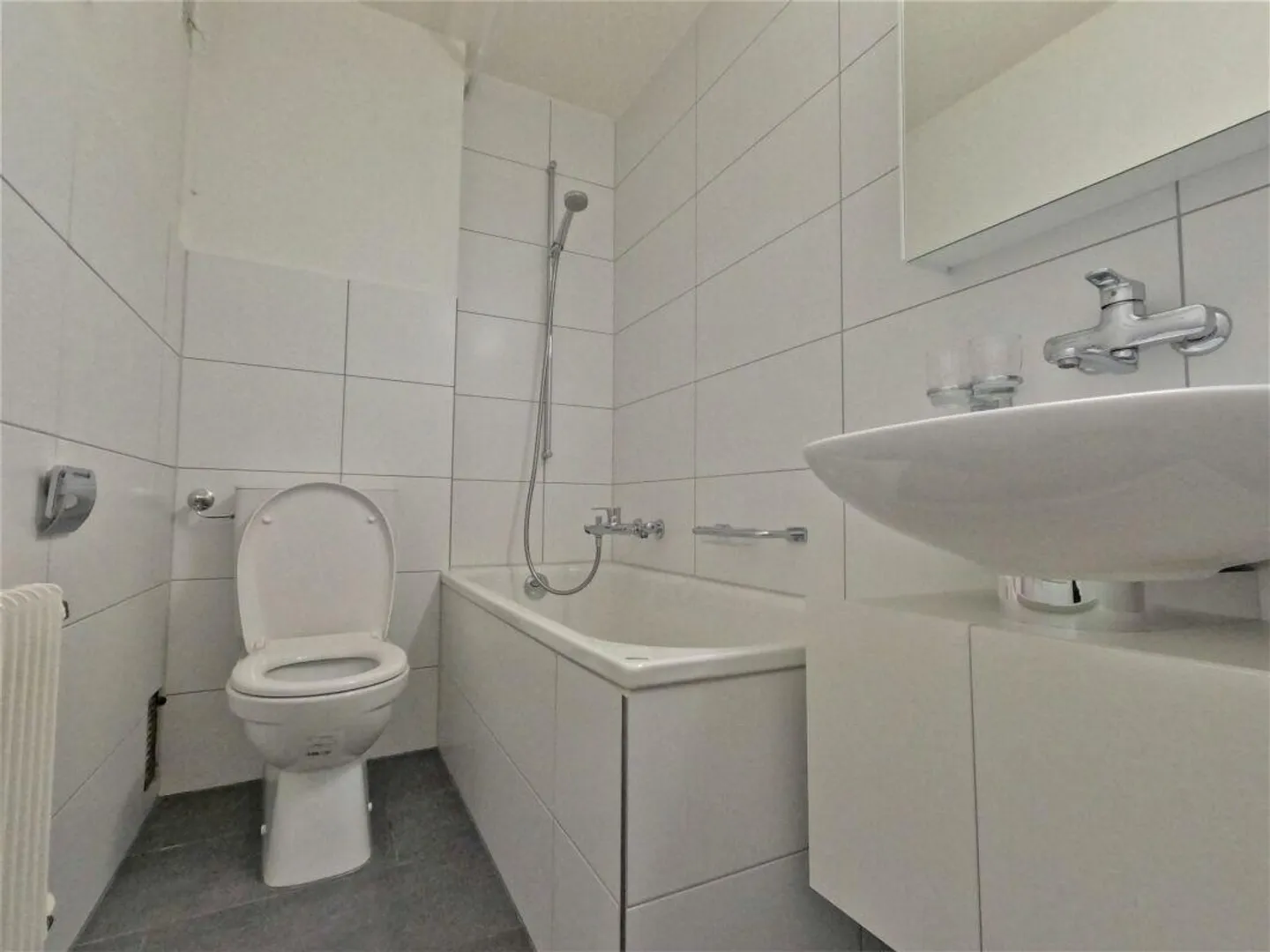 Familienwohnung zum guten Preis-Leistungs-Verhältnis in St. Gallen mit neuem Bad - Foto 3 von 10