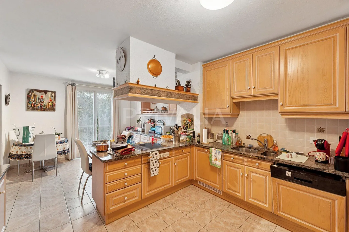 Exclusif - Appartement spacieux de 6 pièces à Collonge-Bellerive - Photo 2 sur 4