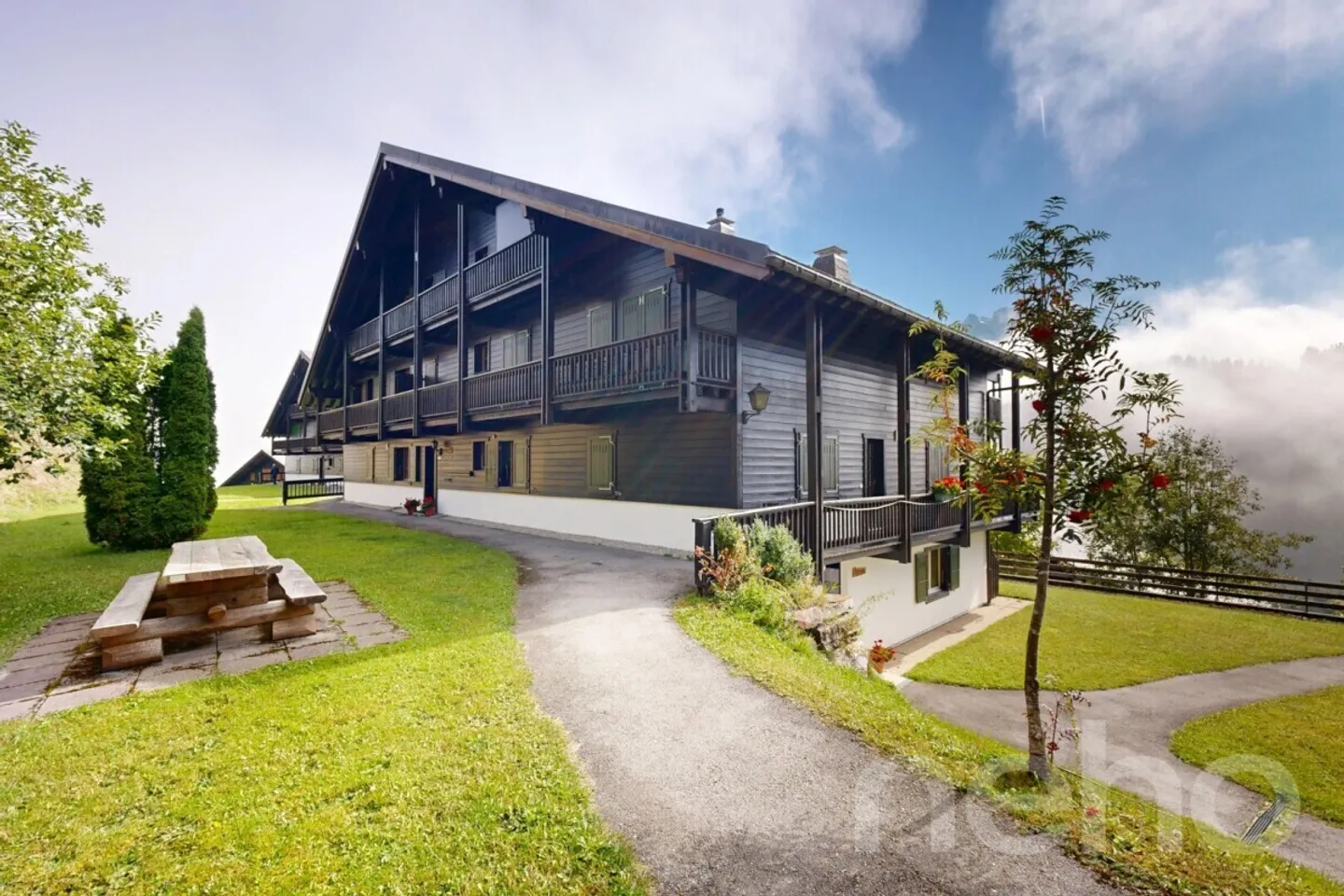 Apartment with 3 rooms opposite the Dents du Midi, right on the slopes! - Photo 2 of 13