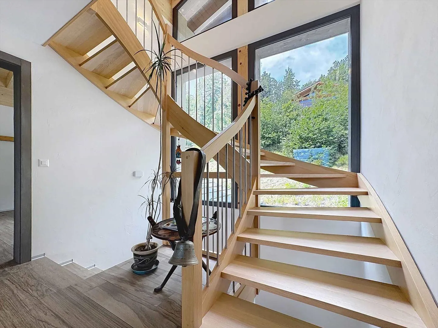 Außergewöhnliches Chalet auf 3 Ebenen mit Innenpool/Wellnessbereich - Foto 10 von 13