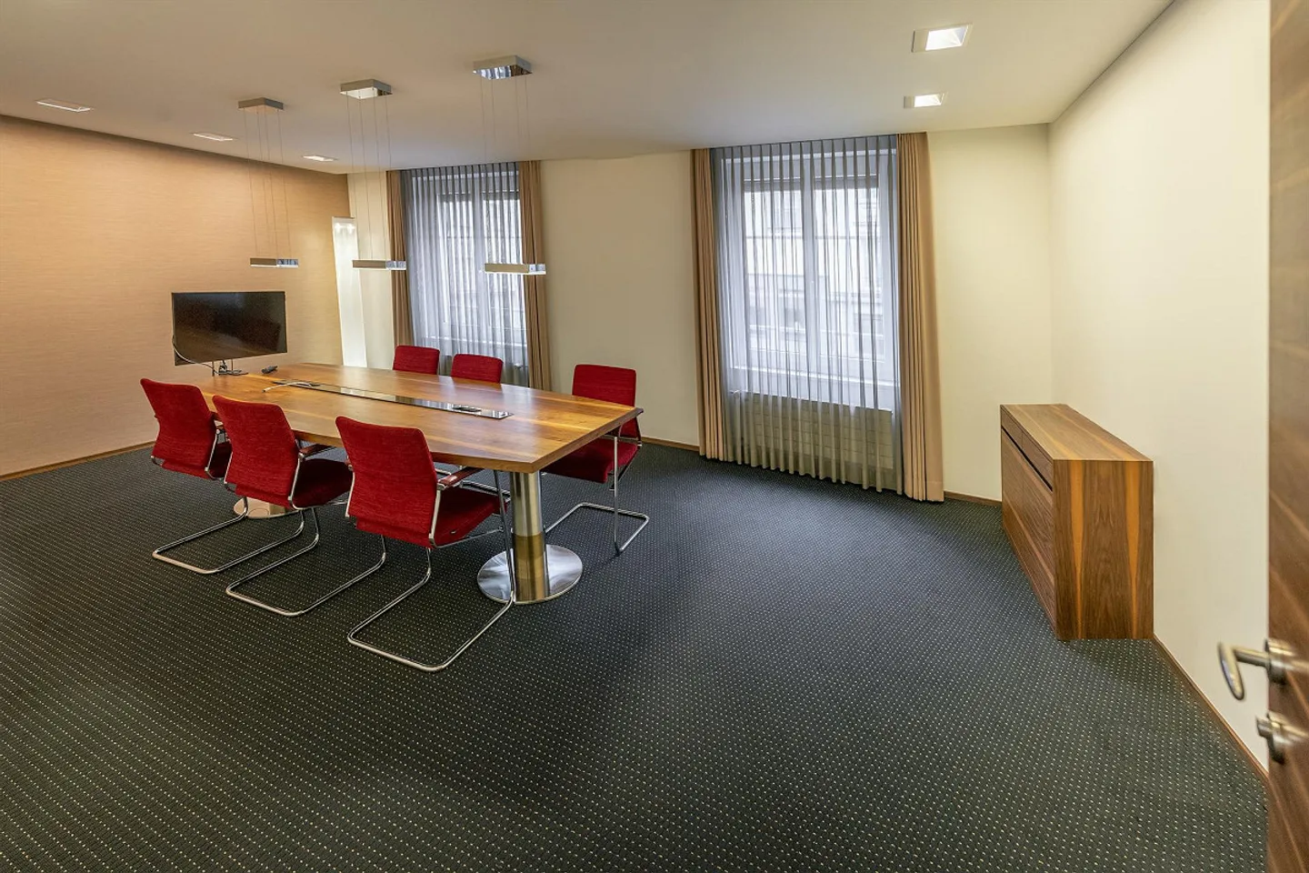 Espace de bureau attrayant au cœur d'Einsiedeln - Photo 2 sur 8