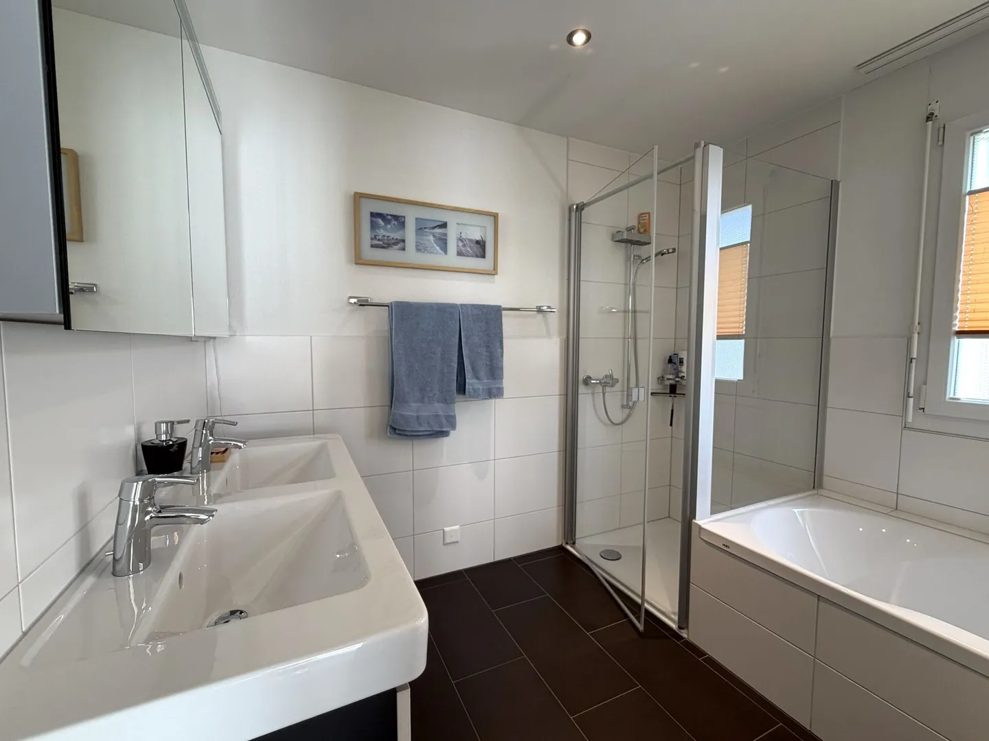 Semi-detached house for sale in a prime location - Photo 9 of 21