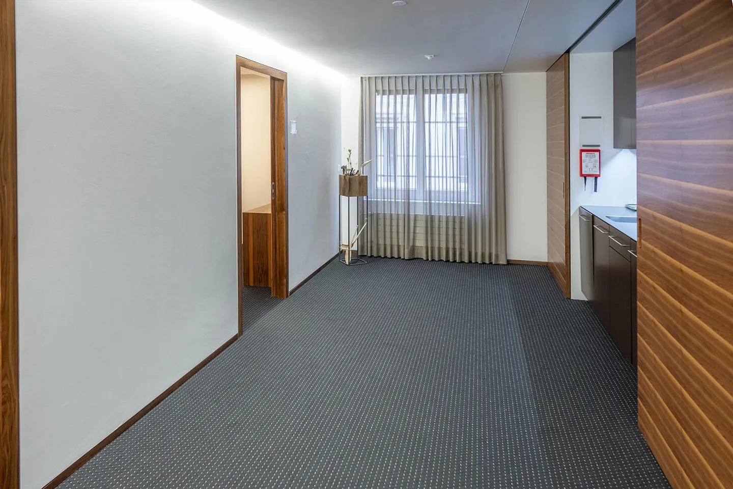 Espace de bureau attrayant au cœur d'Einsiedeln - Photo 5 sur 8
