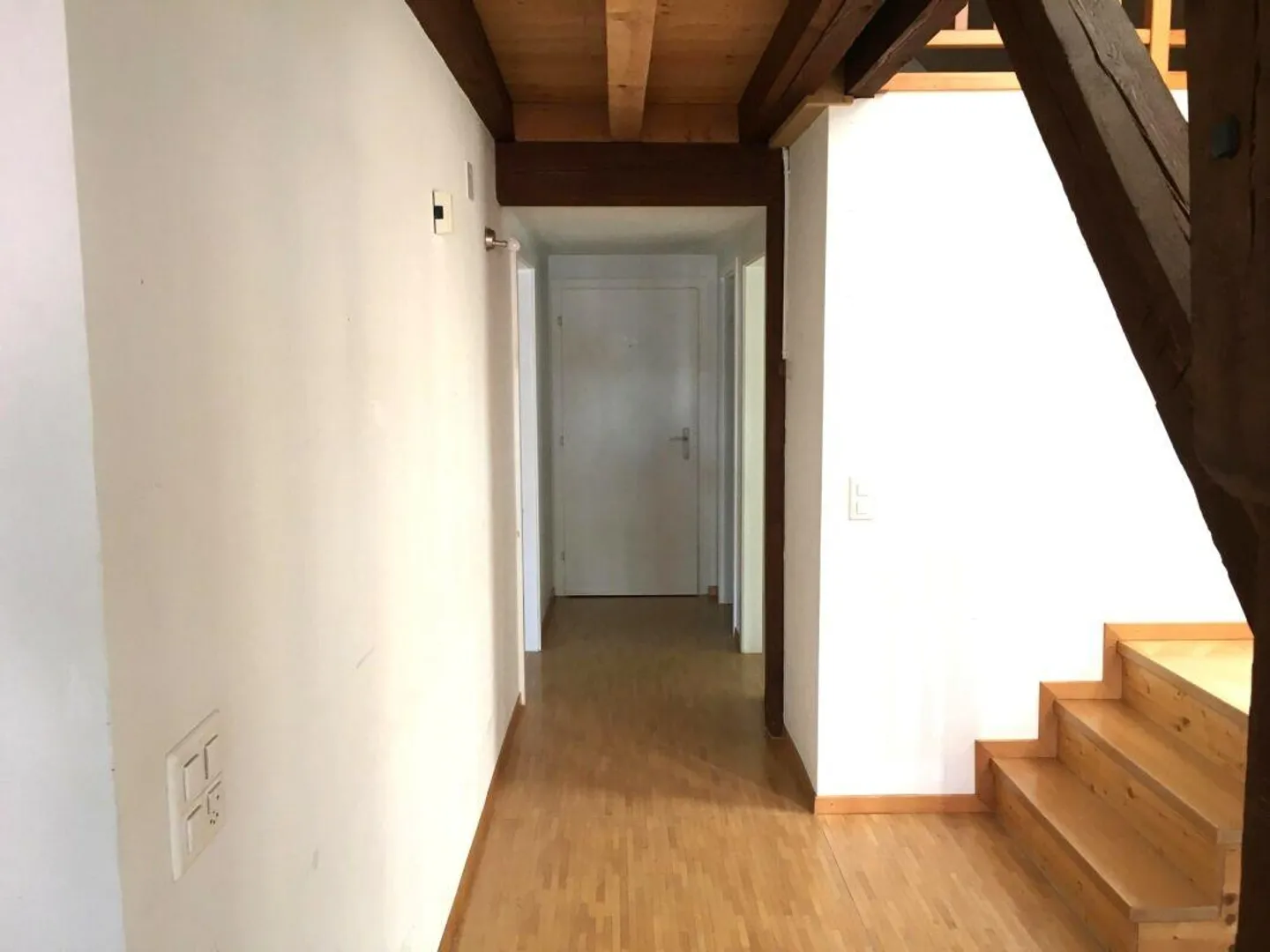 Charmante Maisonette con Balcone e Camino - Foto 2 di 8