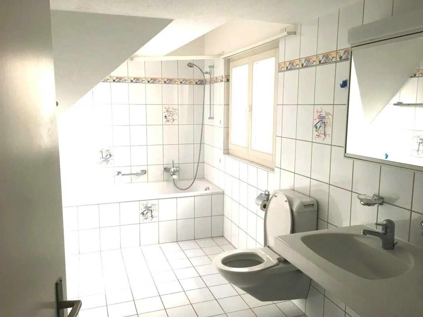 Charmante Maisonette con Balcone e Camino - Foto 4 di 8