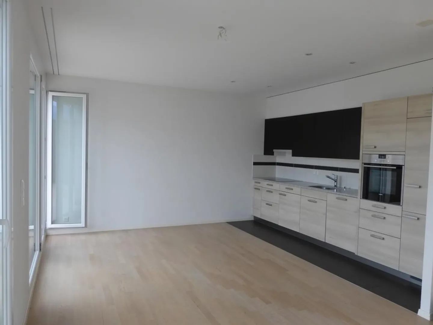 Appartamento 2.5 stanze - Foto 2 di 5