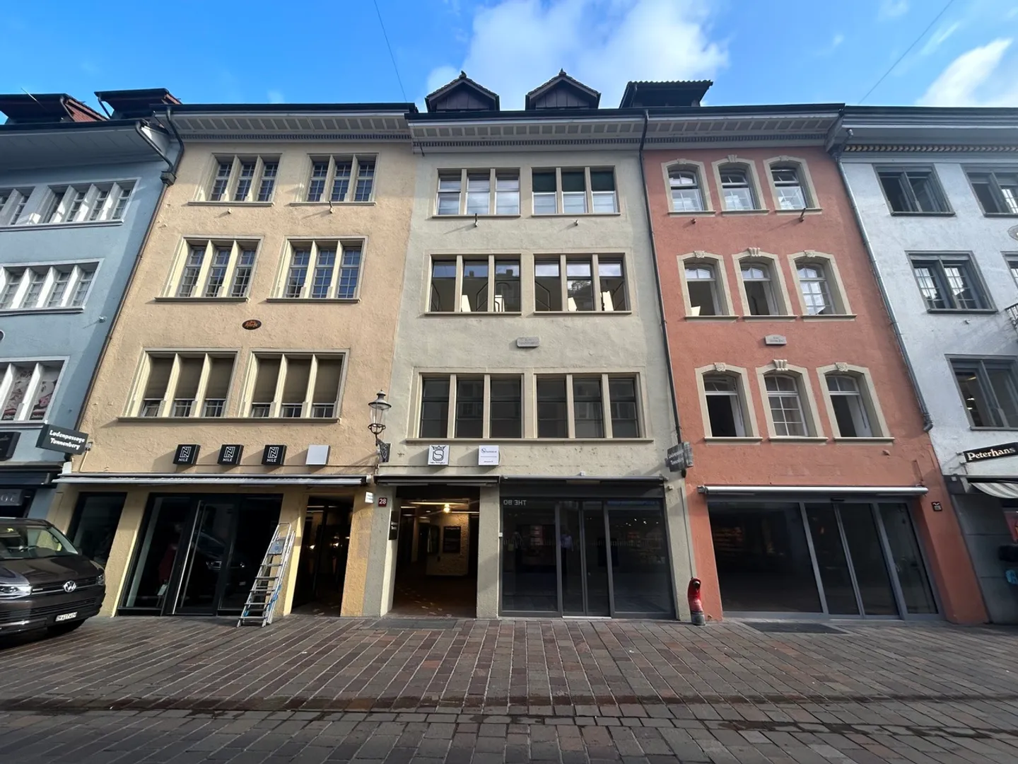Spazi commerciali e di ristorazione attraenti in una posizione privilegiata a Winterthur - Foto 1 di 12