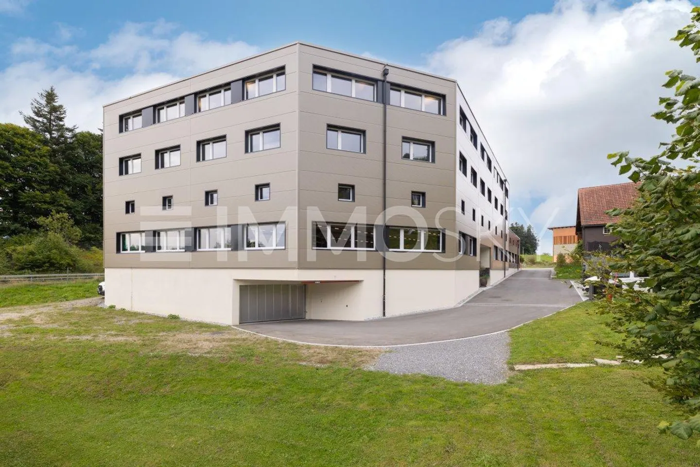 Spazio Ufficio Grezzo in Nuovo Edificio - Foto 3 di 5
