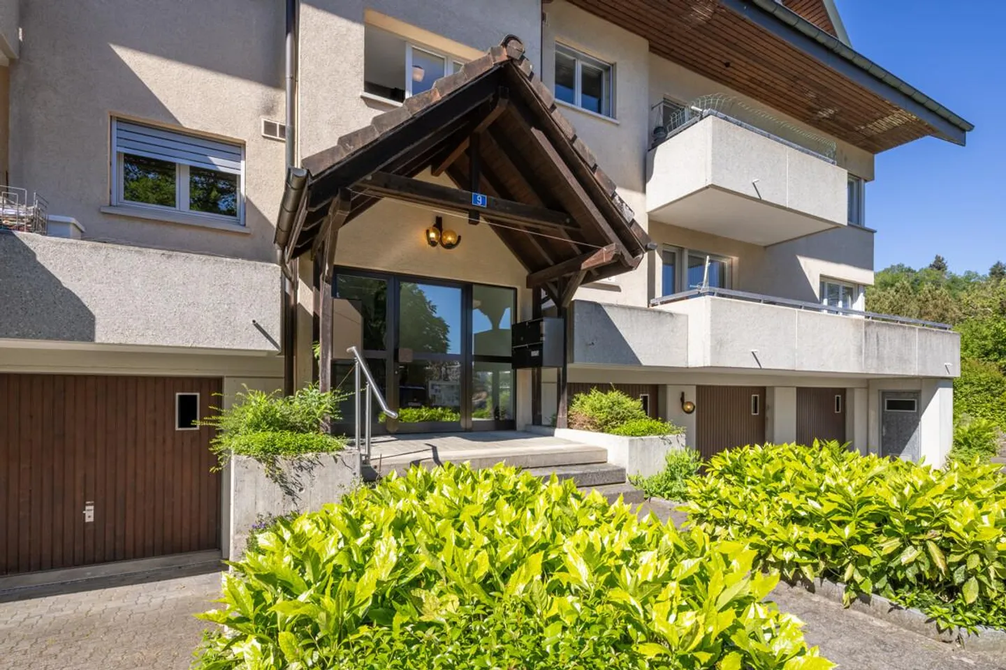 Wädenswil: Appartamento attraente con vista parziale sul lago - Foto 1 di 5