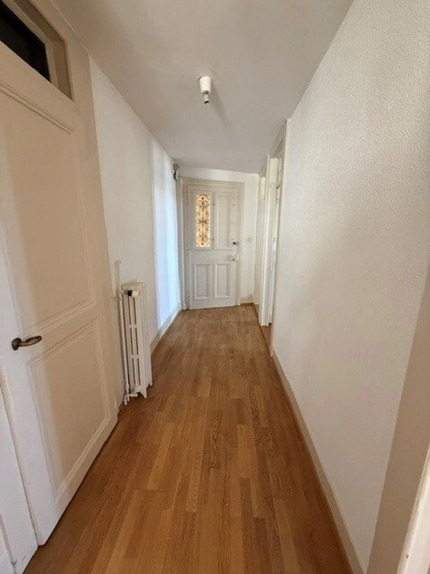 Appartement Charmant avec Cachet - Photo 2 sur 8