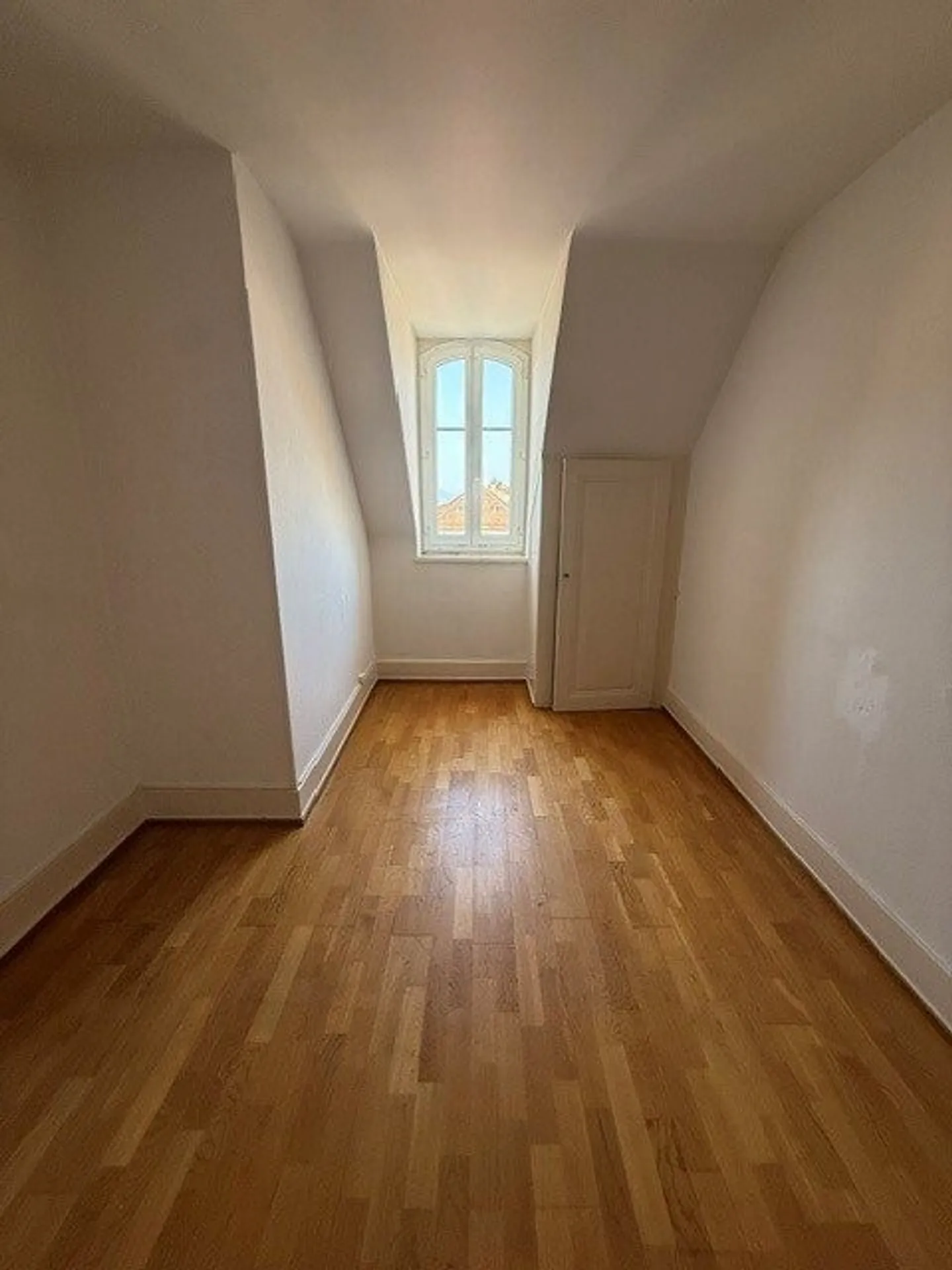 Appartement Charmant avec Cachet - Photo 5 sur 8