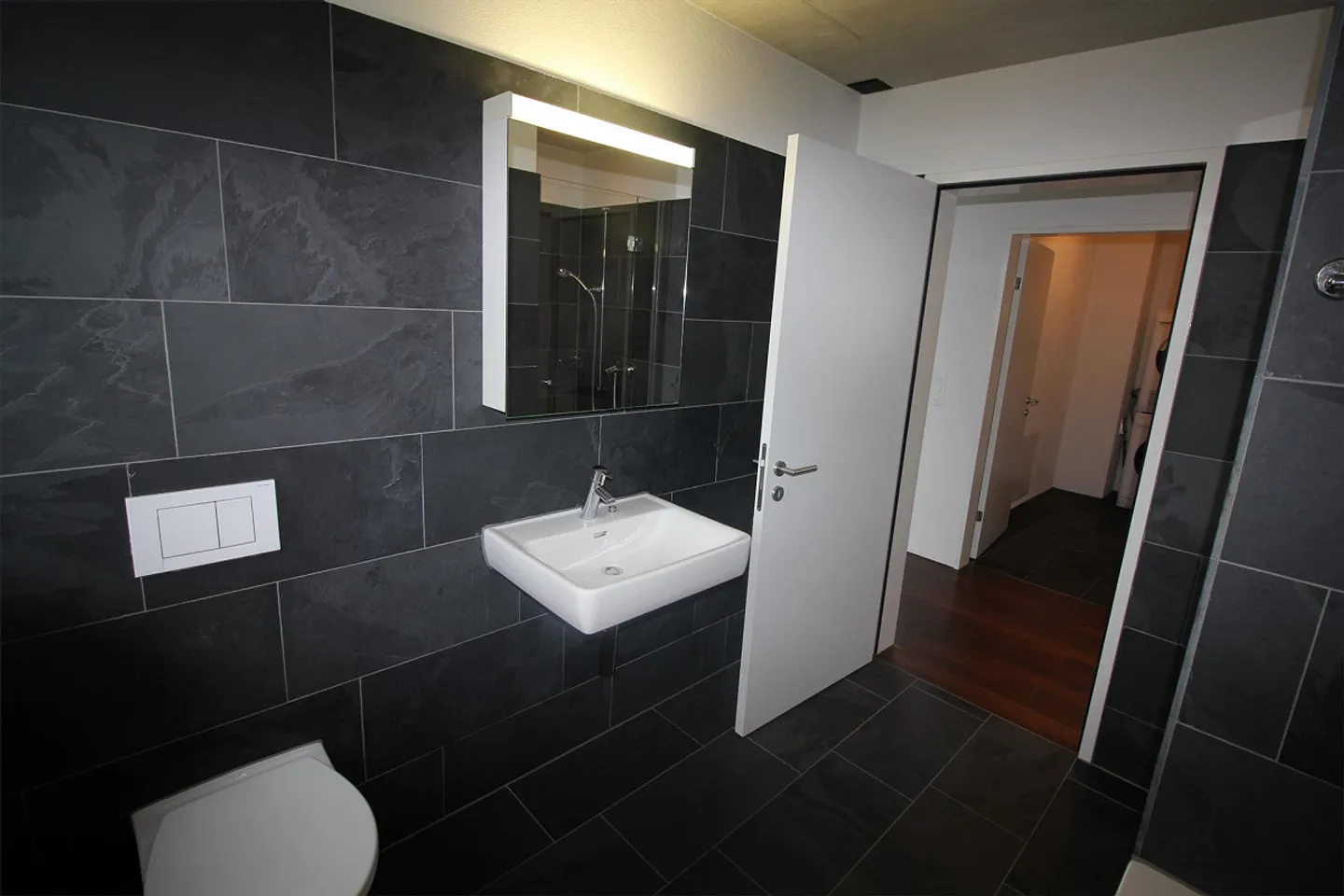 Modernes Apartment in malerischer Lage - Foto 6 von 13