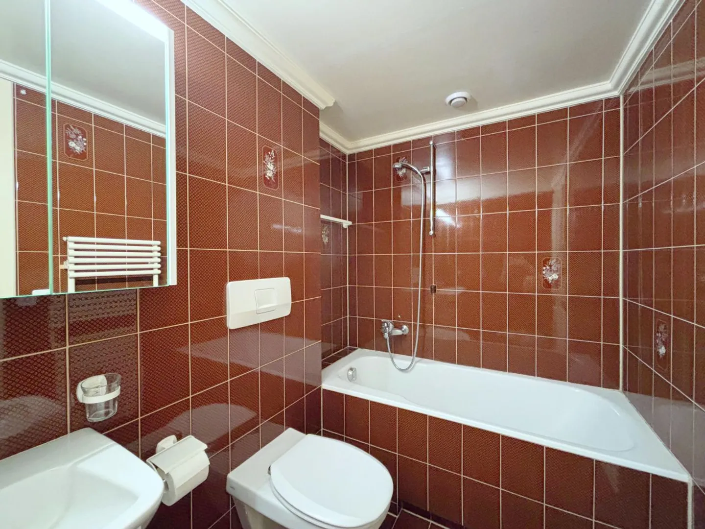 Schönes 3.5-Zimmer-Duplex in La Rippe (ca. 100 m²) - Photo 8 of 8