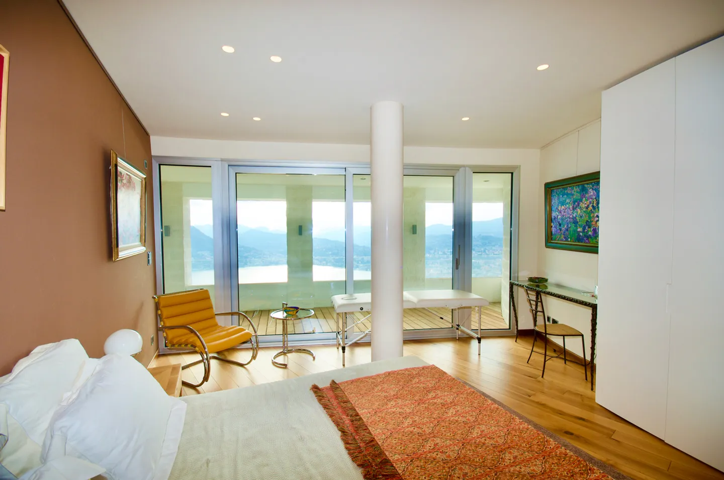 «Modernes Luxus-Duplex-Penthouse mit atemberaubendem Blick auf den Luganersee» - Foto 10 von 18