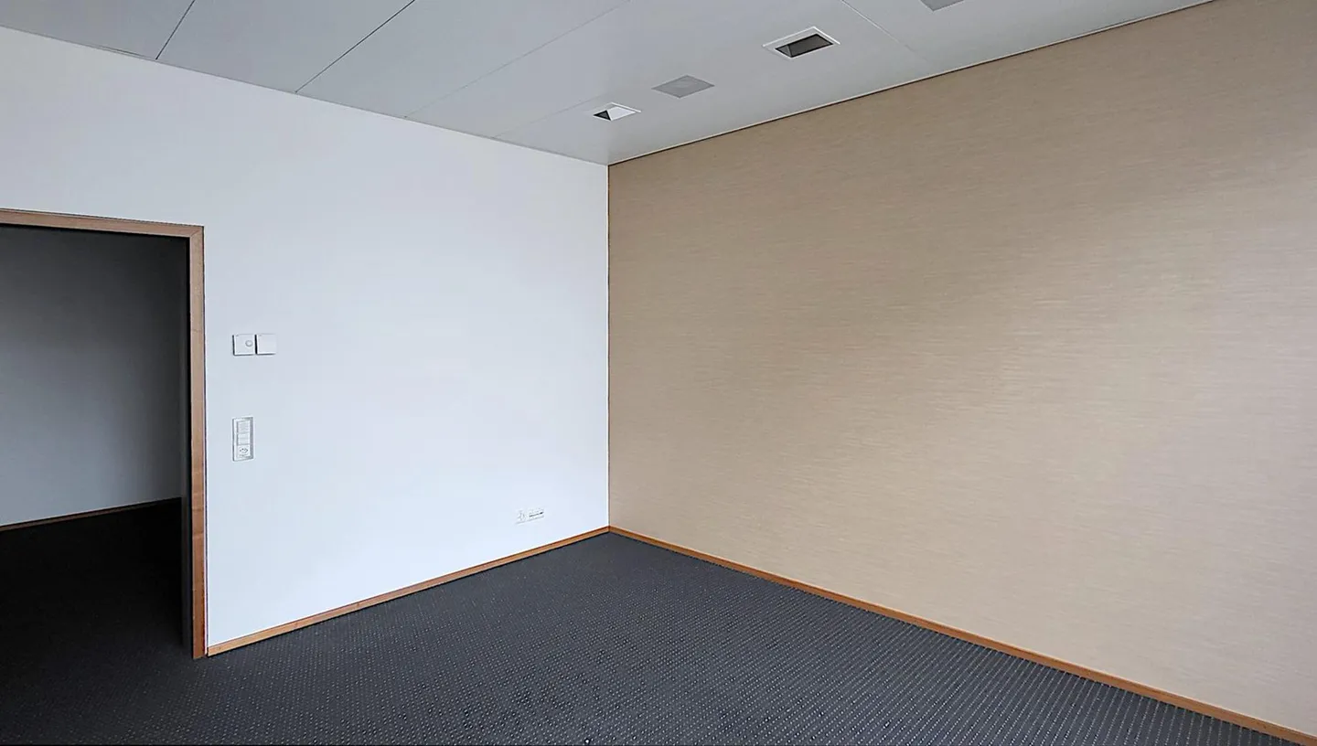 Shop/service area on the ground floor - 312 m2 in Wetzikon? - Photo 2 of 8