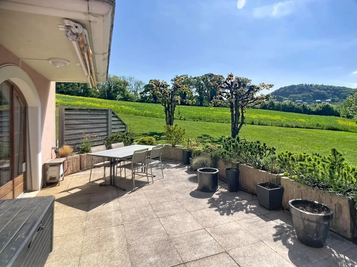 Appartamento 2,5 locali con terrazza di 38 m2 - Vista lago - Foto 2 di 12