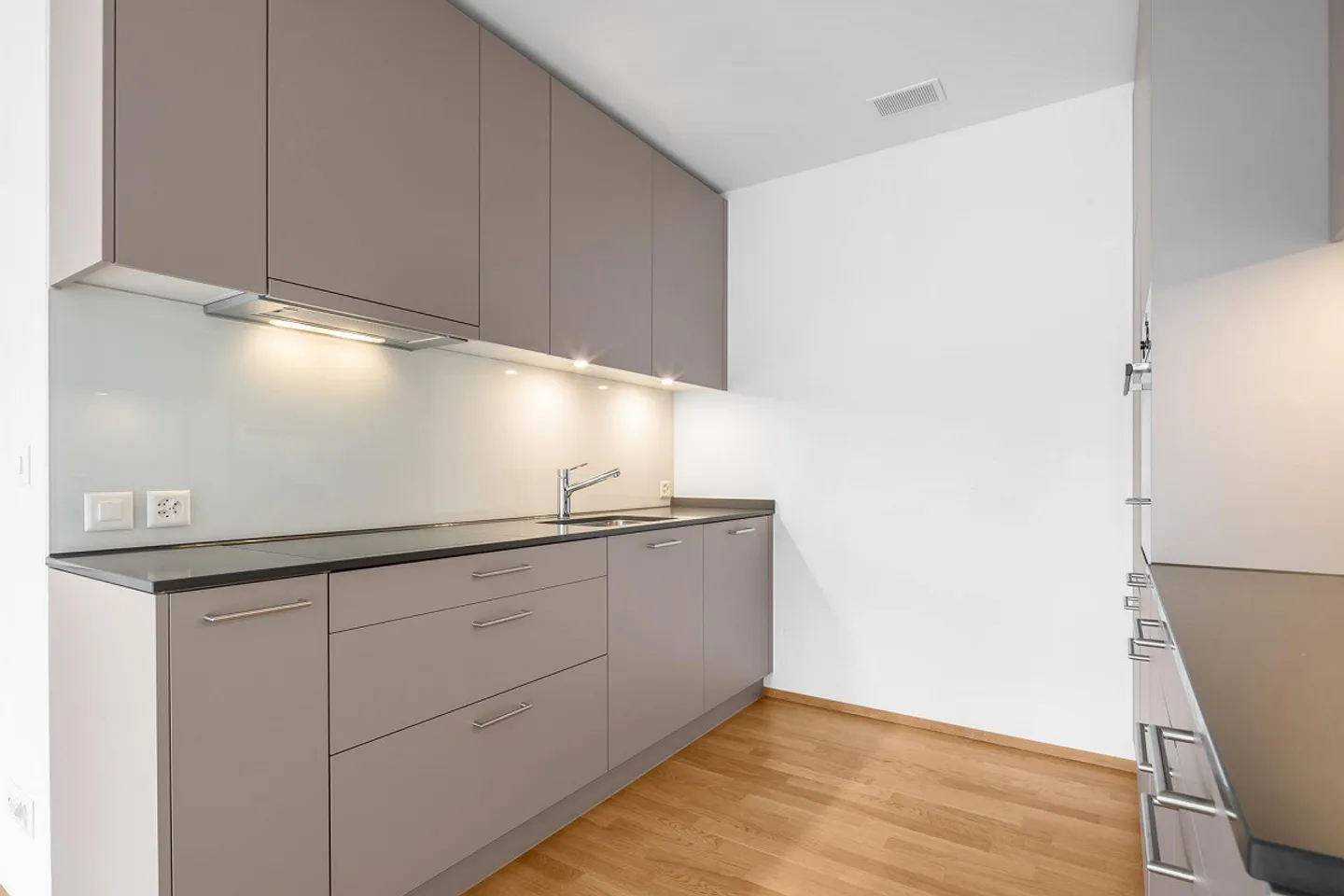 Your new home is waiting for you! In GUSS - Photo 3 of 8