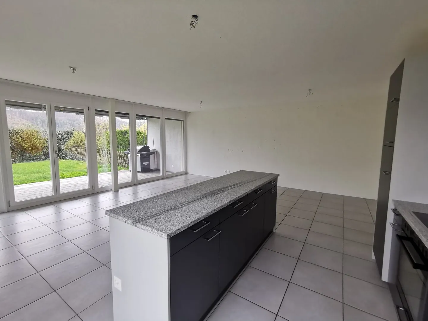 3.5-room garden apartment for rent in Pieterlen - Photo 3 of 11