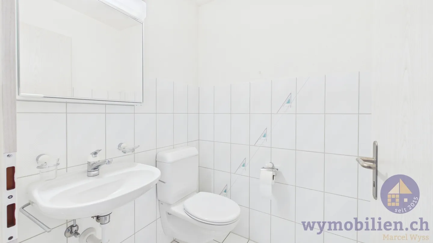 Spacious 3.5-Room Apartment - Photo 8 of 10