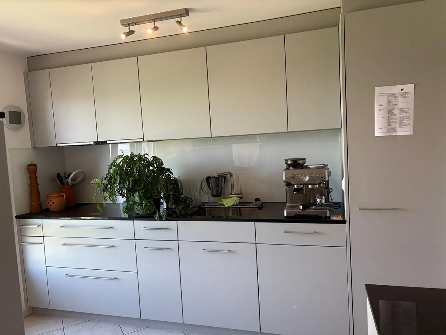 Well-maintained 5.5-room maisonette apartment with lake view - Photo 2 of 17