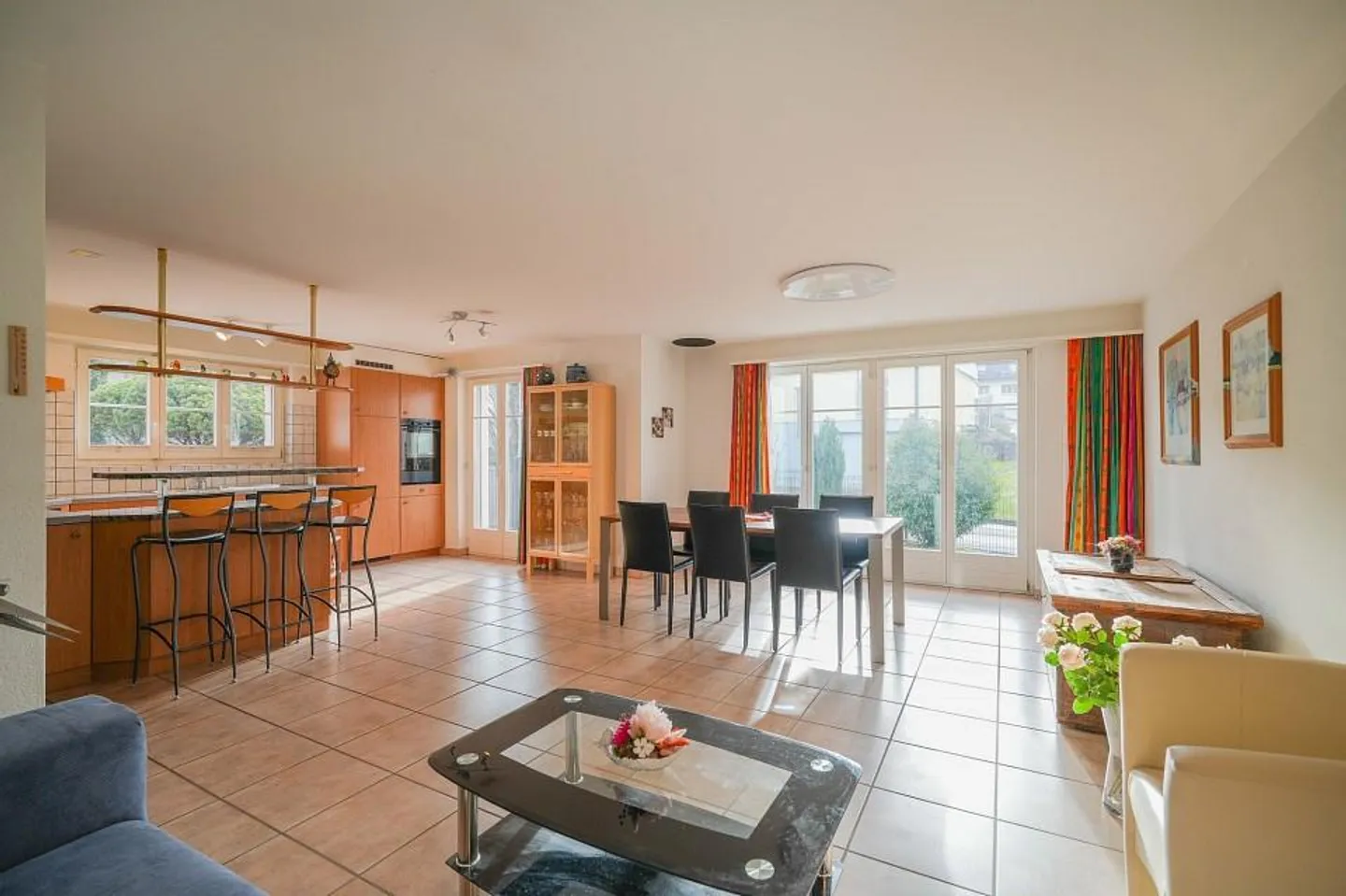 Well-maintained 5.5 room semi-detached single-family house in a quiet environment - Photo 3 of 13