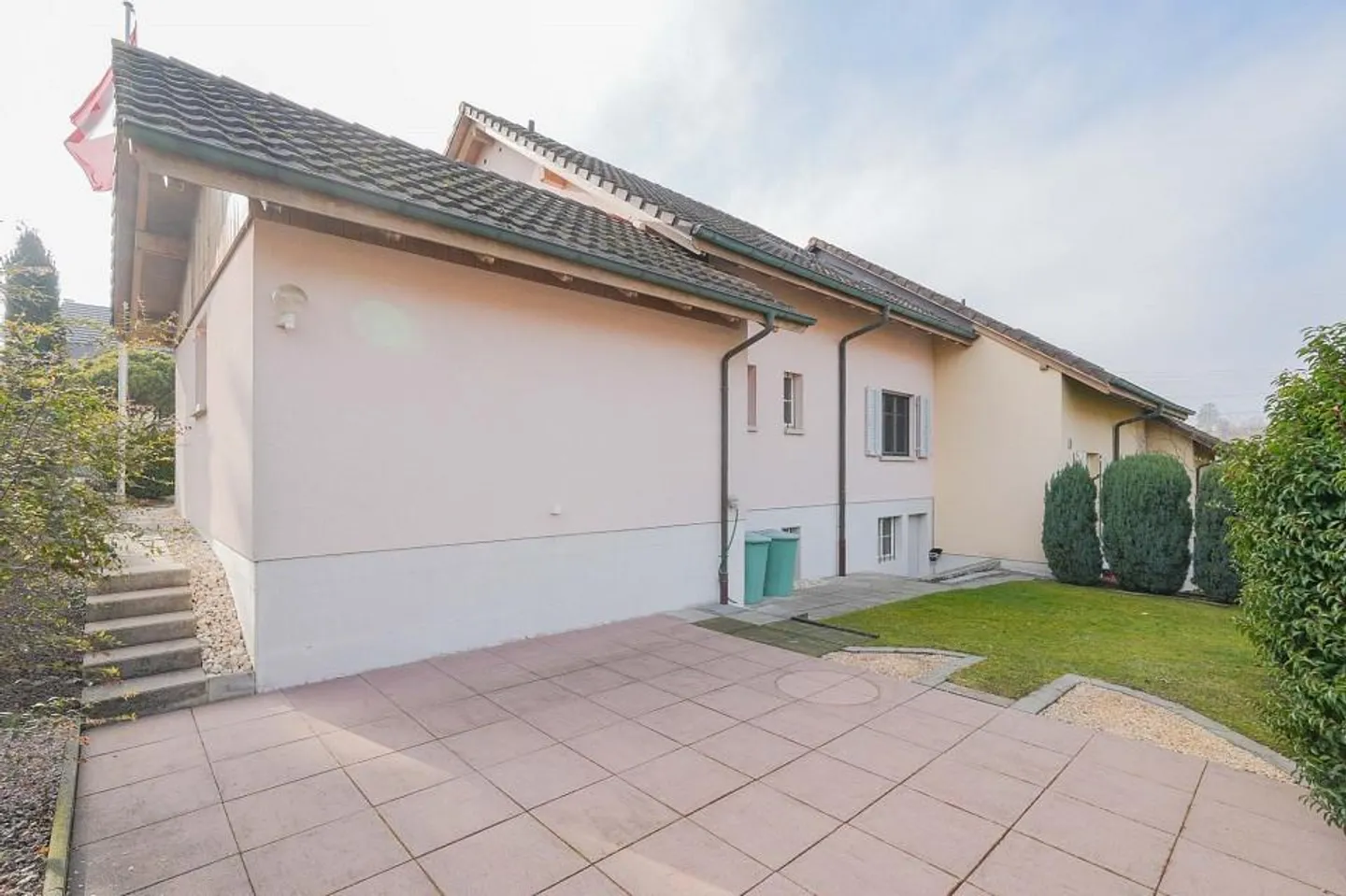 Well-maintained 5.5 room semi-detached single-family house in a quiet environment - Photo 12 of 13