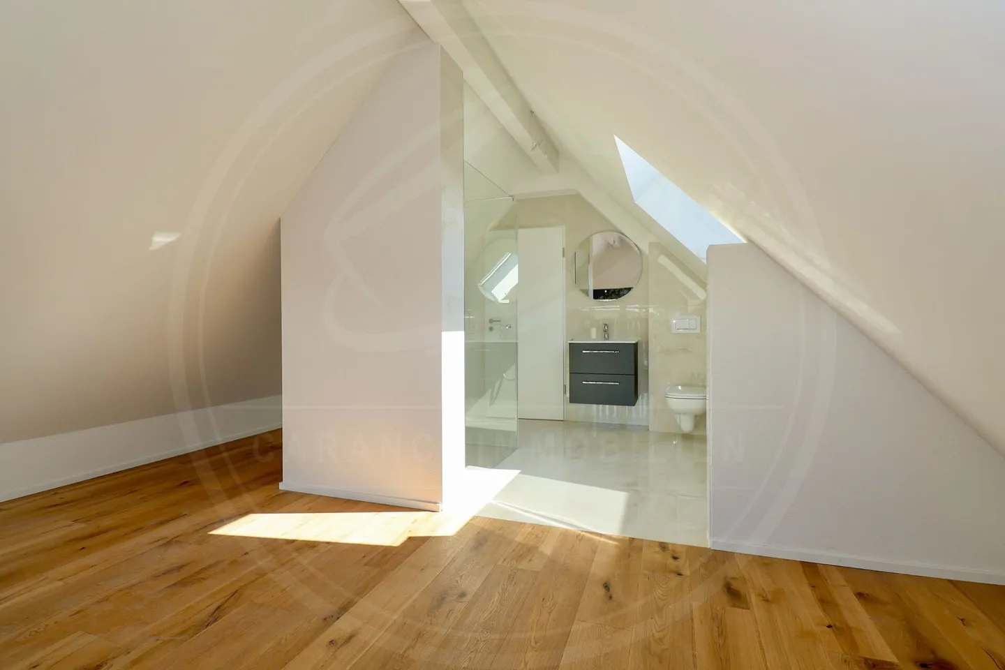 Modern Living on Two Levels - 2.5-Room Maisonette Apartment with Charm - Photo 6 of 12