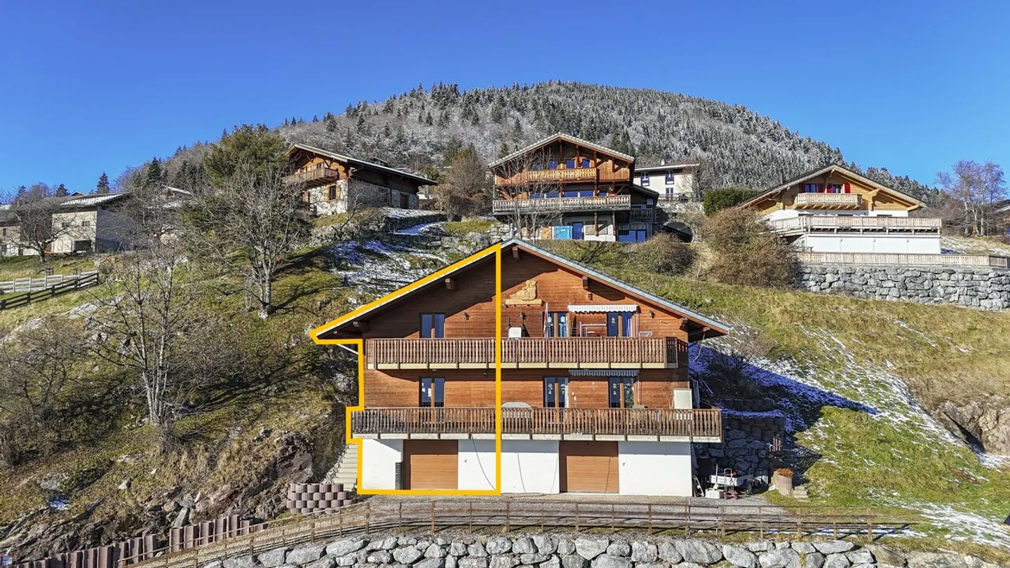 «WOHNUNG MIT GARAGE UND BALKON - PANORAMABLICK - EXKLUSIV» - Foto 1 von 10