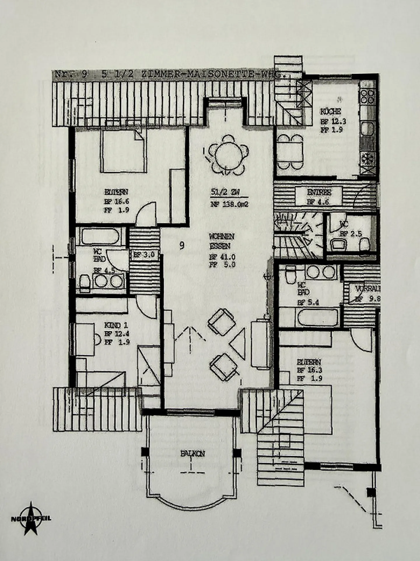 Well-maintained 5.5-room maisonette apartment with lake view - Photo 16 of 17