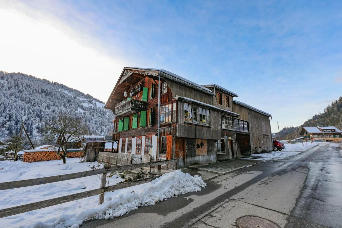 2-family house with workshop and building plot - Photo 5 of 6