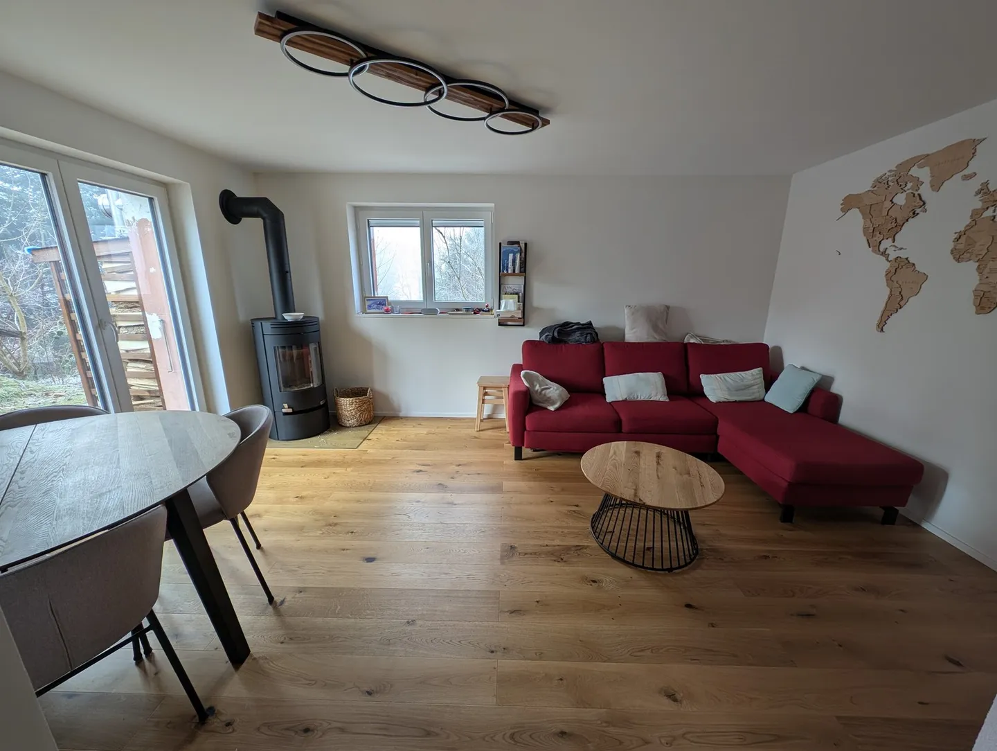 Wunderschöne 3,5-Zimmer-Wohnung in einem Chalet - Foto 3 von 13