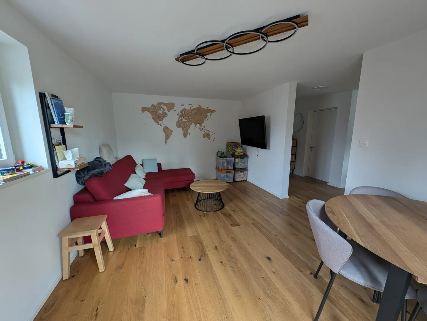 Wunderschöne 3,5-Zimmer-Wohnung in einem Chalet - Foto 4 von 13