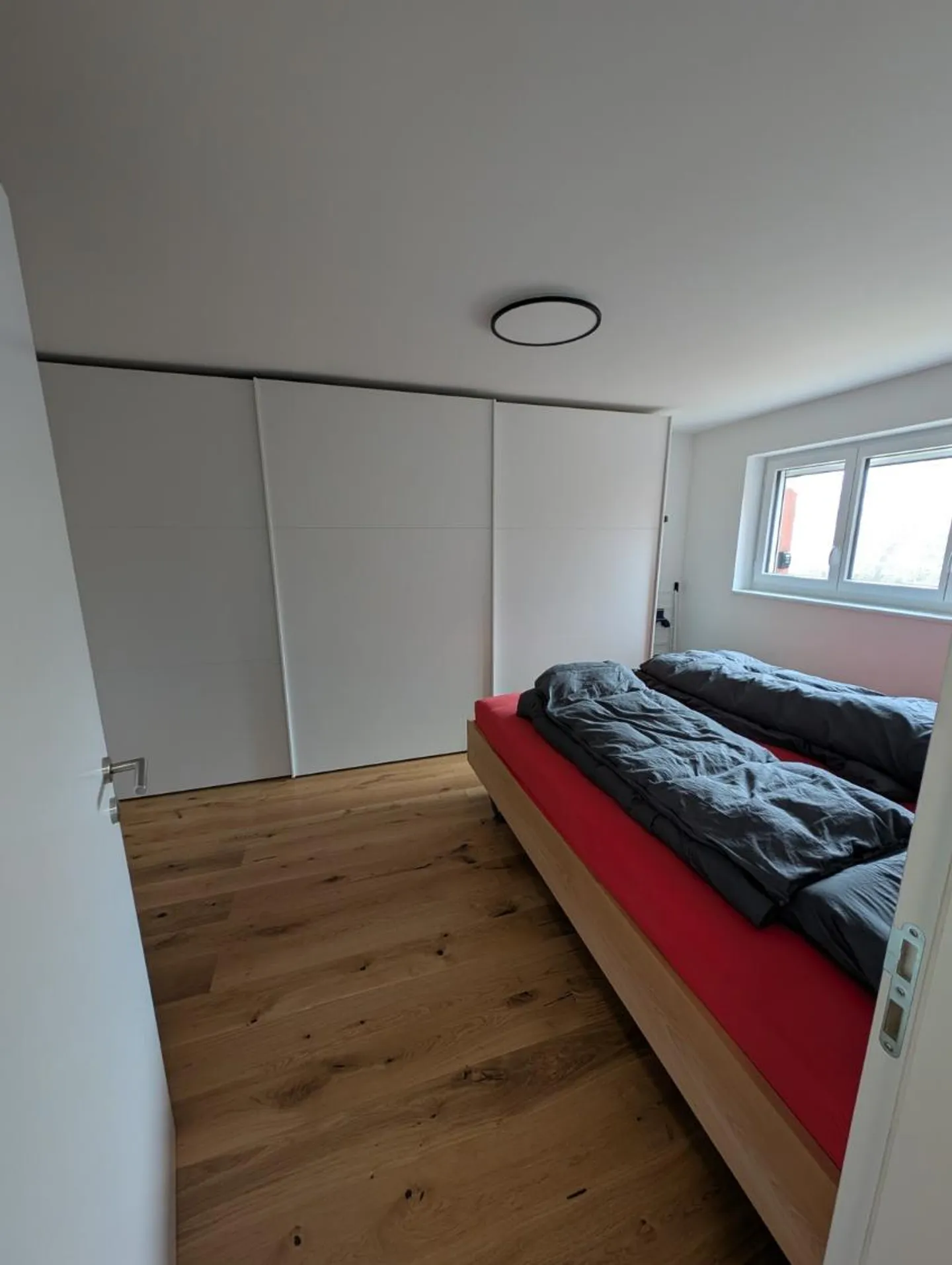 Wunderschöne 3,5-Zimmer-Wohnung in einem Chalet - Foto 7 von 13