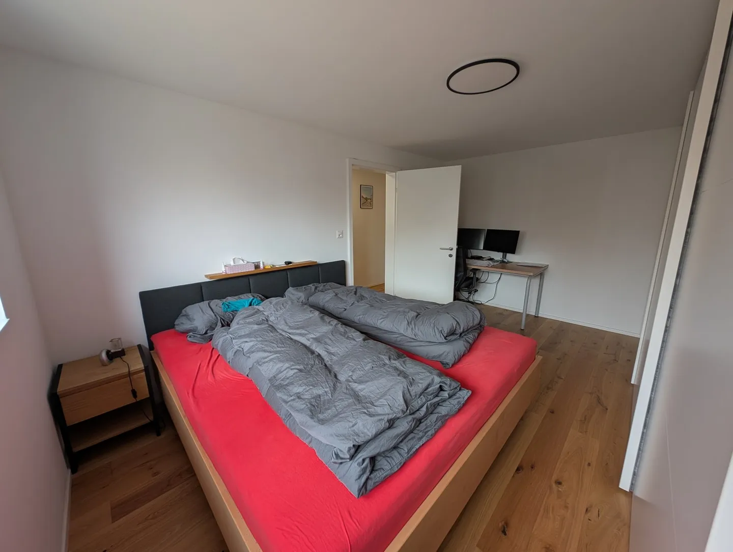 Wunderschöne 3,5-Zimmer-Wohnung in einem Chalet - Foto 8 von 13