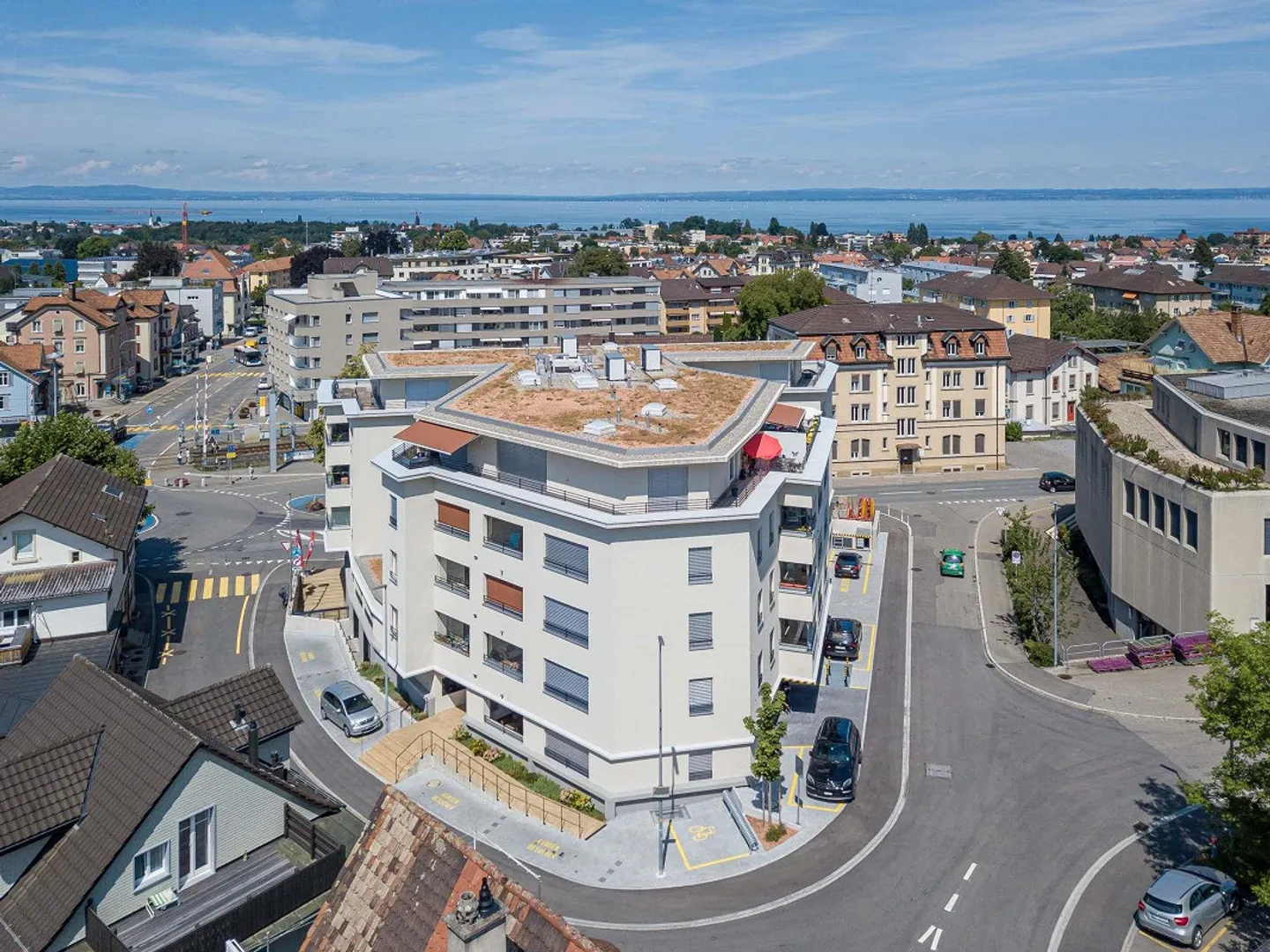 Geräumiges Studio für Wellness & Fitness - Foto 8 von 9