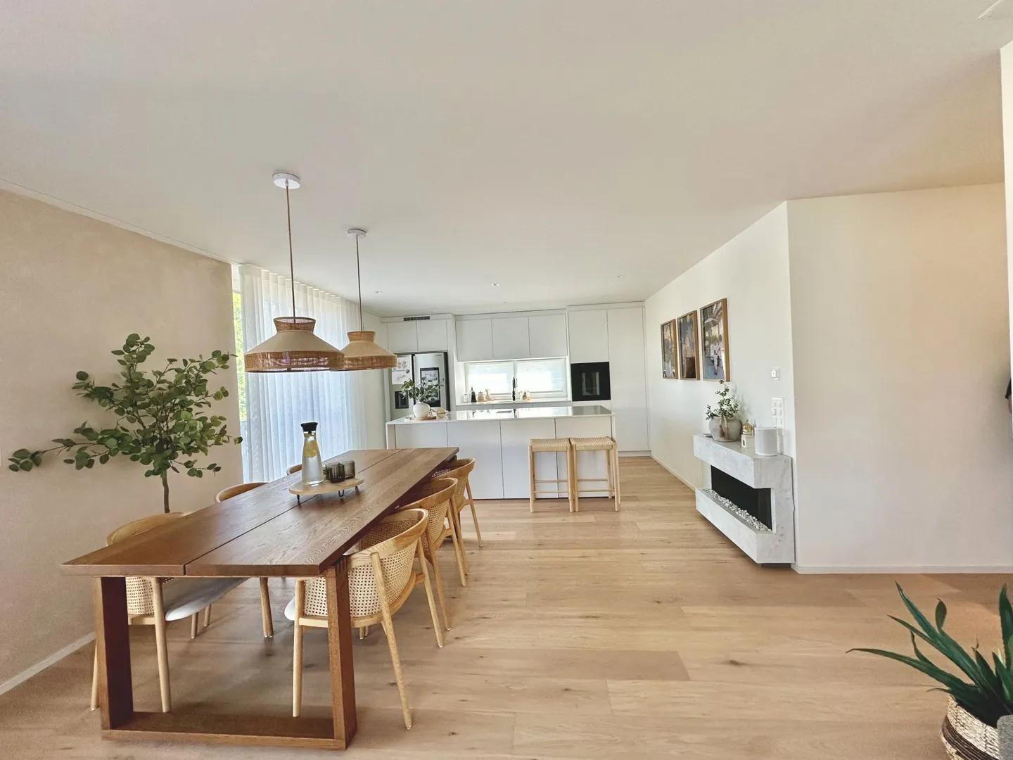 Exclusive 4.5-room condominium - Light, style, and living comfort at the highest level - Photo 4 of 15